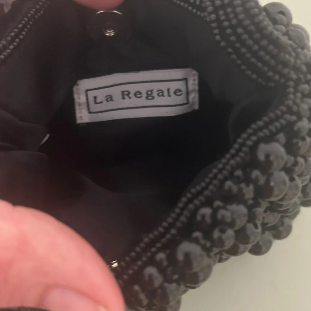 Elegant Black Beaded Women's Handbag - Picture 5 of 5